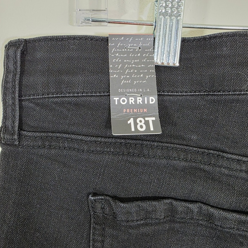Torid Women Jeans Sky High Skinny Cool Cat Faded Black Premium Denim Size 18T - Picture 10 of 14